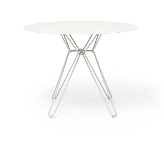 Tio Dining Table D100 | Dining tables | Massproductions