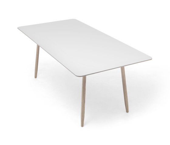 Icha Table 180 | Dining tables | Massproductions