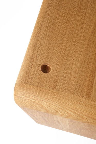 Teve | small - oak clear oil  - with recesses | Tables d'appoint | Wiinberg