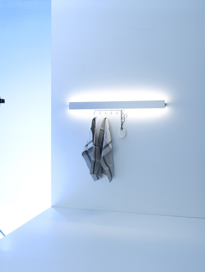 Coat rack light | GERA light system 8 | Lampade parete | GERA