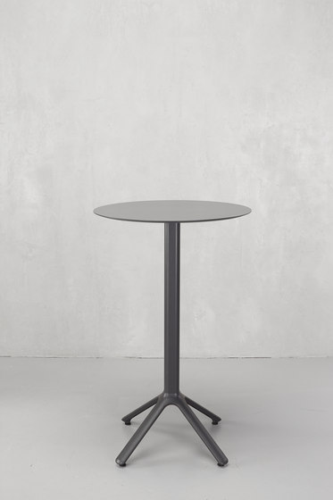 Nemo fixed h.109 | Standing tables | SCAB Design