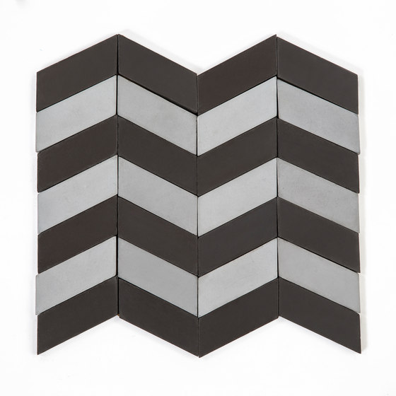 Long-Chevron-Waves-black-silver | Baldosas de hormigón | Granada Tile
