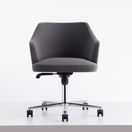 Clover | Chair | Chaises | Cumberland Furniture