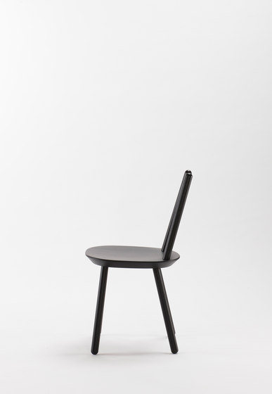 Naïve Chair Black | Chairs | EMKO PLACE