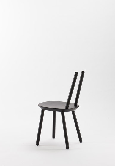 Naïve Chair Black | Chairs | EMKO PLACE