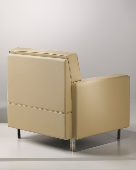 Horizon | Lounge Chair | Poltrone | Cumberland Furniture