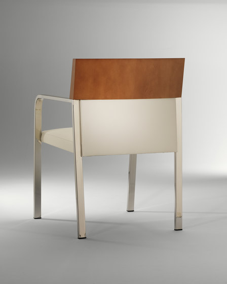 Mulholland | Guest Chair | Sillas | Cumberland Furniture