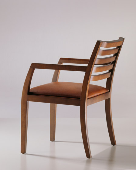 Scala | Chair | Sillas | Cumberland Furniture
