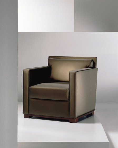 Sella | Lounge Chair | Fauteuils | Cumberland Furniture