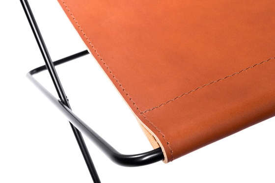 Hardoy | Footrest Sleek Leather | Mesas auxiliares | Manufakturplus