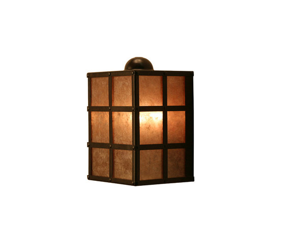 Baretta Exterior Lantern | Lámparas exteriores de pared | 2nd Ave Lighting