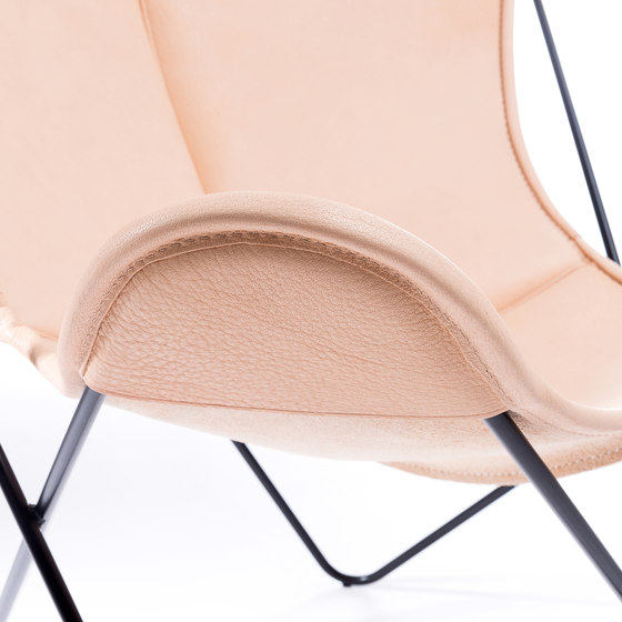 Hardoy Butterfly Chair Biobüffel Natur | Poltrone | Manufakturplus
