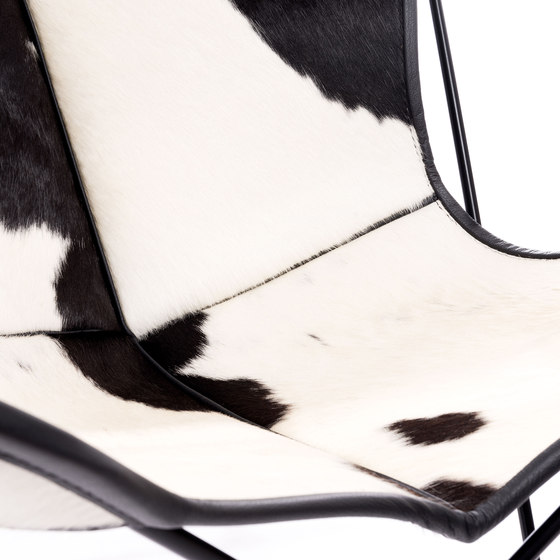 Hardoy | Butterfly Chair | Cowskin | Armchairs | Manufakturplus