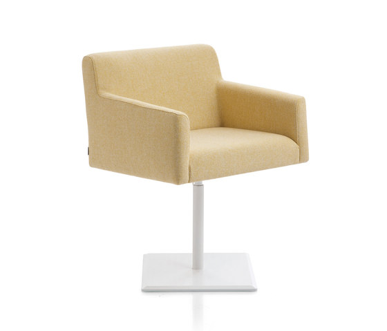 Stand By Armchair | Chairs | Emmegi