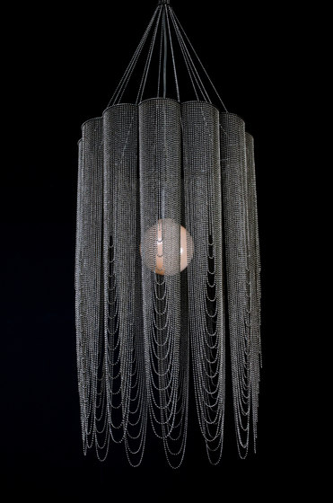 Scalloped Looped 400 Pendant Lamp | Suspensions | Willowlamp