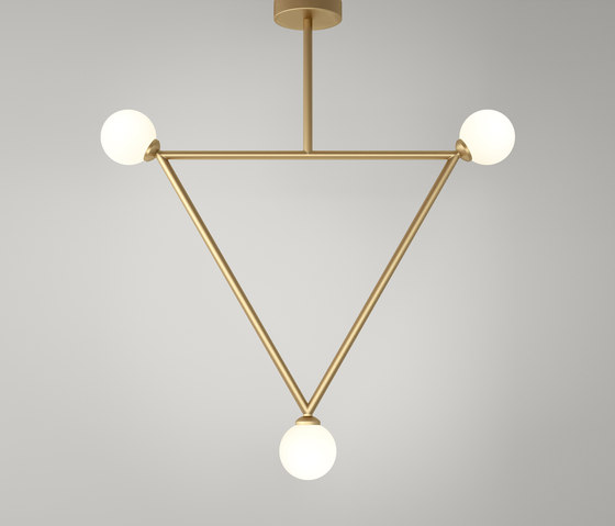 Triangle pendant globes 03 | Lámparas de suspensión | Atelier Areti