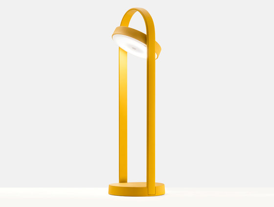 Giravolta 1799-H500 yellow | Lámparas de sobremesa | PEDRALI
