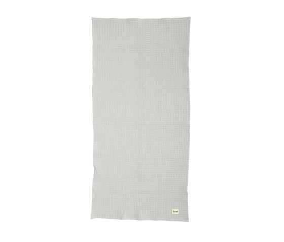 Organic Bath Towel - Light Grey | Serviettes de toilettes | ferm LIVING