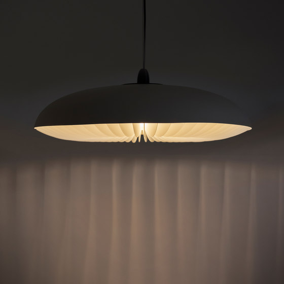 Bloom pendant lamp | Suspended lights | Tristan Frencken