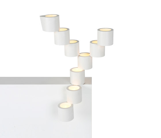 Twister white table lamp | Tischleuchten | Tristan Frencken