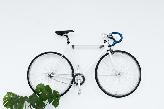 Untitled Bike | Ganchos simples | Untitled Story