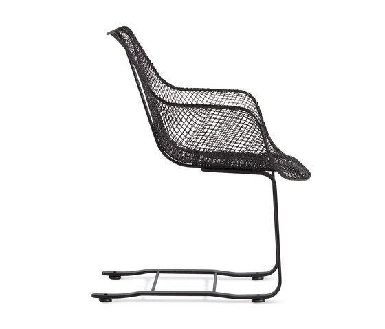 Sculptura Spring Occasional Chair | Sedie | Design Within Reach