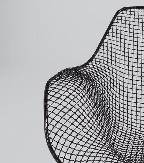 Sculptura Bench | Panche | Design Within Reach