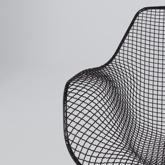 Sculptura Bench | Panche | Design Within Reach