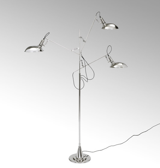 Switch On Free-standing lamp | Lámparas de pie | Lambert