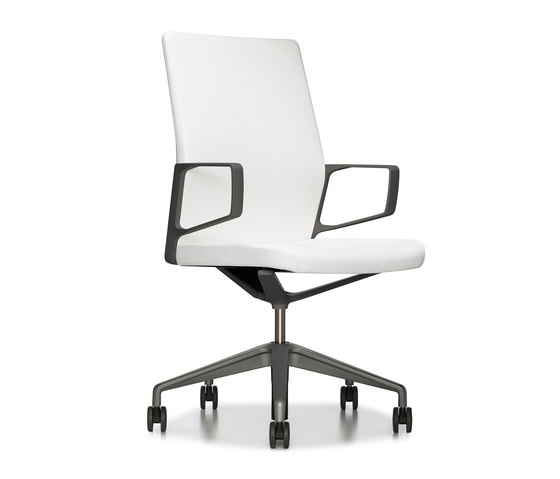 Aesync 11324 | Chairs | Keilhauer