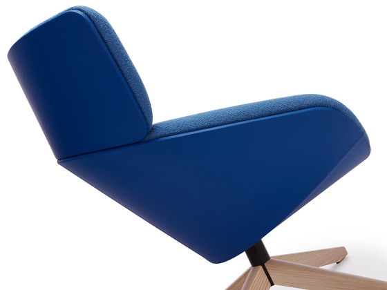 Luno 69015 | Armchairs | Keilhauer