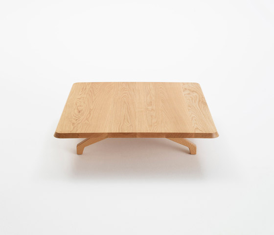 Bomba Square Table | Mesas de centro | Schiavello International Pty Ltd