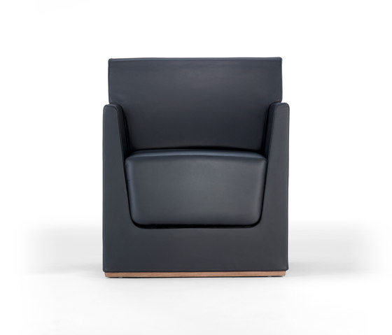 Miles | Chairs | Schiavello International Pty Ltd