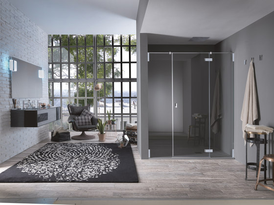 Azure Pivot door with fixed element for niche | Shower screens | Inda