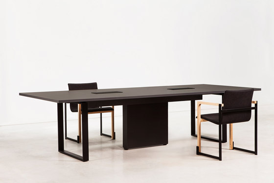 Bat Office | Contract tables | AKABA