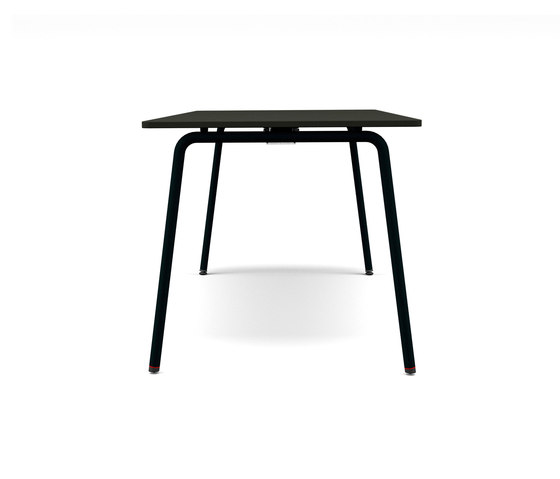 FourReal® 74 | Contract tables | Ocee & Four Design