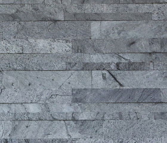 Parallels V - Silver Quartzite Cladding | Naturstein Mosaike | Island Stone