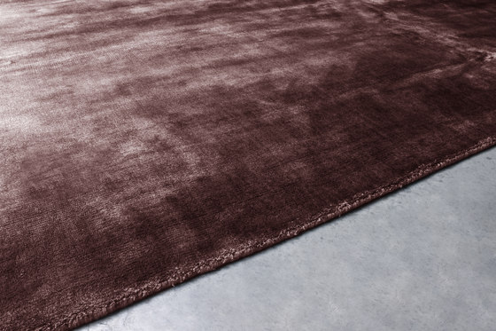 MONO Mauve Carpets | Formatteppiche | GIOPAGANI