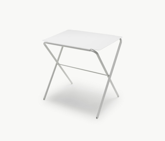 Bow Table | Side tables | Skagerak