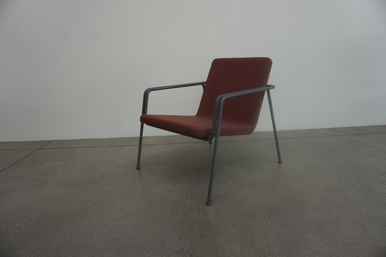 New Best Friend Lounge Chair | Fauteuils | Wehlers