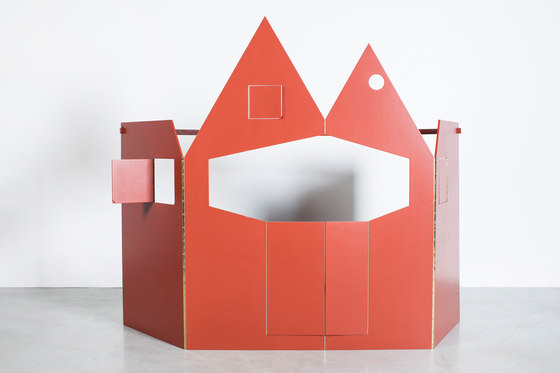 puppet theatre | red | Giocattoli | valerie_objects
