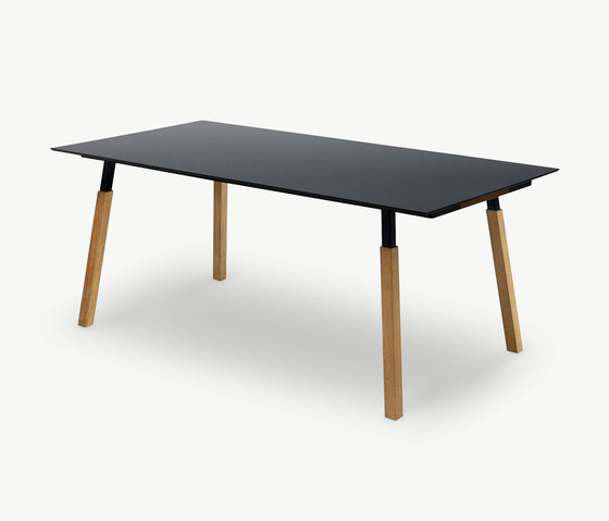 Way Table | Dining tables | Skagerak
