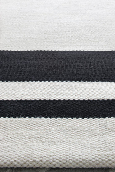 TheAlfredCollection | frenzy small | Rugs | valerie_objects