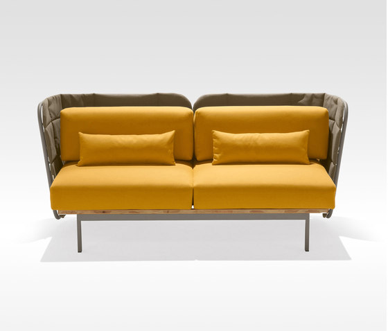 Jujube | D INT | Sofas | CHAIRS & MORE