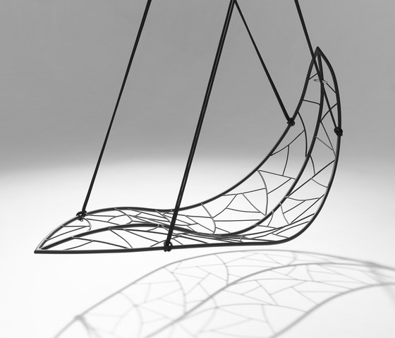 Leaf Hanging Chair Swing Seat - Twig | Balancelles | Studio Stirling