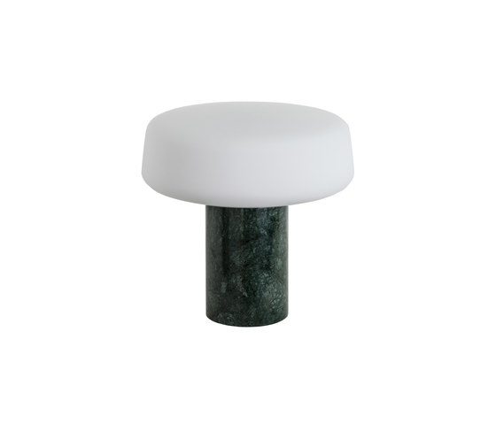 Solid. Table Light – Small – Serpentine Green | Luminaires de table | Terence Woodgate