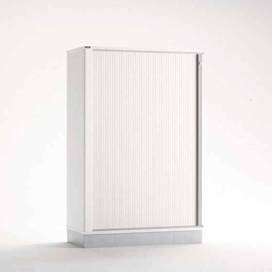 Tendo | horizontal roll-front cabinet | Aparadores | Isku