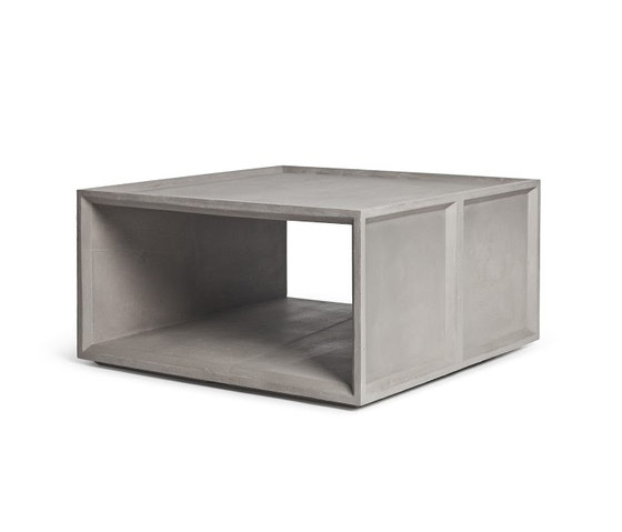 Plus Concrete Shelves | Étagères | Pfeifer Studio
