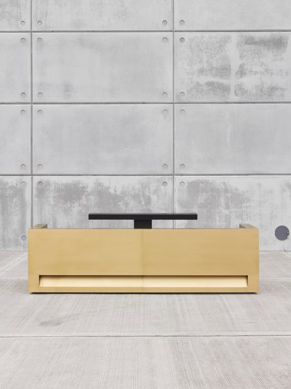Blok Reception Desk in Brass Configuration 3 | Comptoirs | Isomi