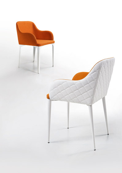 Marilyn P MT | Chairs | Midj
